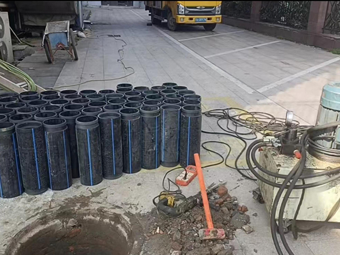 榆树PE置换管厂家 DN315置换管 非开挖管短管置换